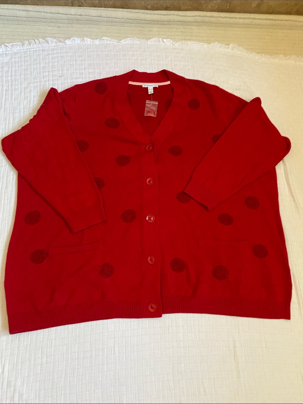 ISAAC MIZRAHI Red Polka Dot V-Neck Button Cardigan